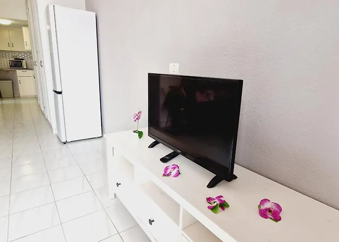 Port Royal 1 Bedroom Wifi Free アパート アロナ