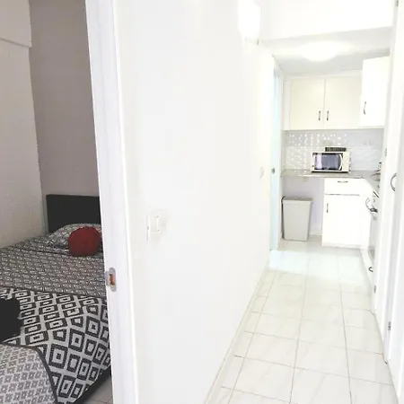 Port Royal 1 Bedroom Wifi Free Διαμέρισμα *